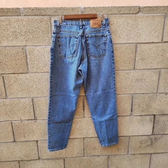 Vintage Levi’s 550 Made In The USA Relax Fit Blue Wash Jeans Women’s Size 12 - Picture 4 of 7